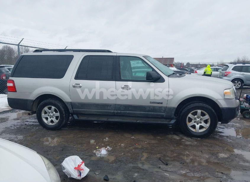 Photo 14 of 2007 Ford Expedition EL XLT (VIN 1FMFK16537LA27033)