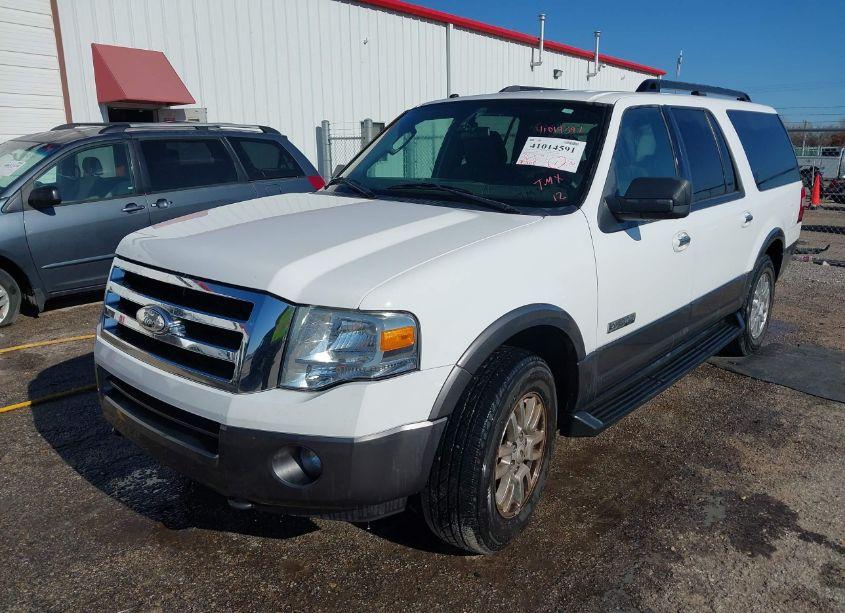Photo 2 of 2007 Ford Expedition EL XLT (VIN 1FMFK16547LA94739)