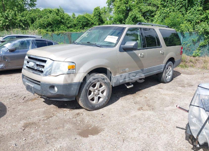 Photo 2 of 2007 Ford Expedition EL XLT (VIN 1FMFK16587LA98583)