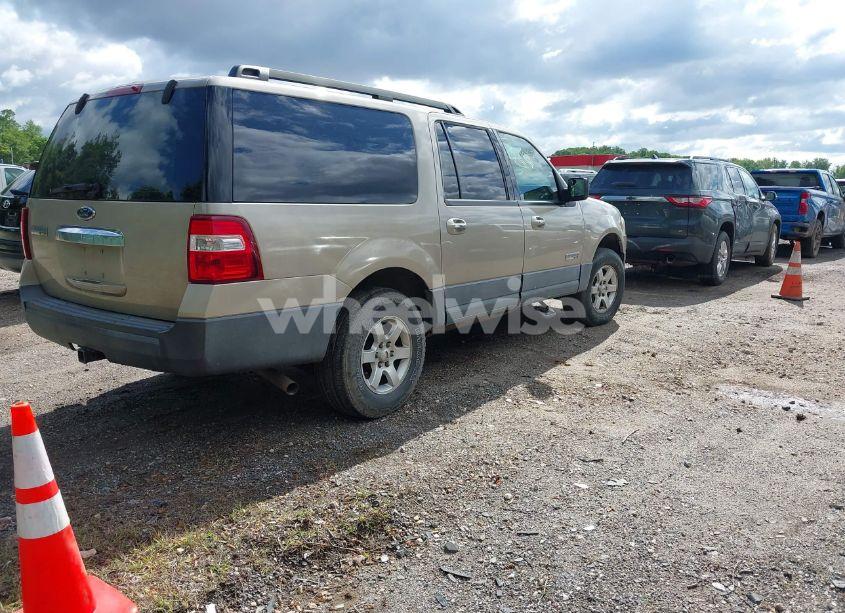 Photo 4 of 2007 Ford Expedition EL XLT (VIN 1FMFK16587LA98583)