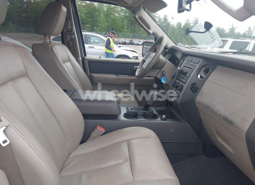 Photo 5 of 2009 Ford Expedition EL XLT (VIN 1FMFK16589EA70967)