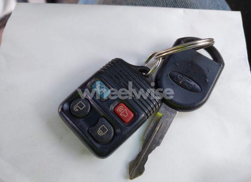 Photo 11 of 2007 Ford Expedition EL XLT (VIN 1FMFK165X7LA24260)