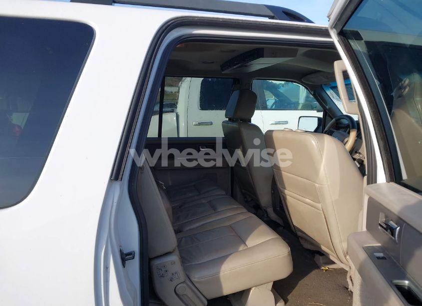 Photo 8 of 2007 Ford Expedition EL XLT (VIN 1FMFK165X7LA24260)
