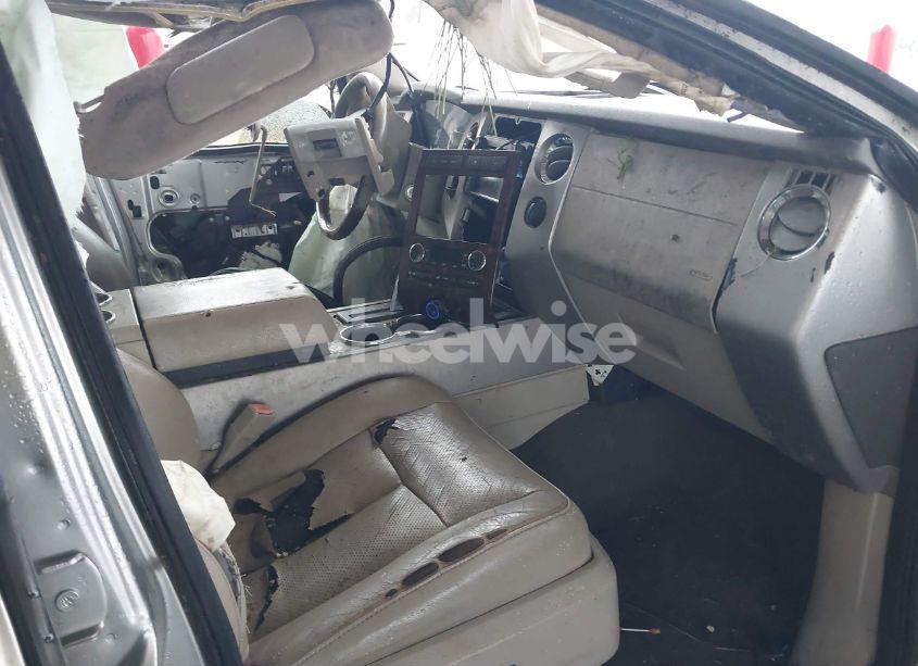 Photo 5 of 2009 Ford Expedition EL LIMITED (VIN 1FMFK19529LA12909)