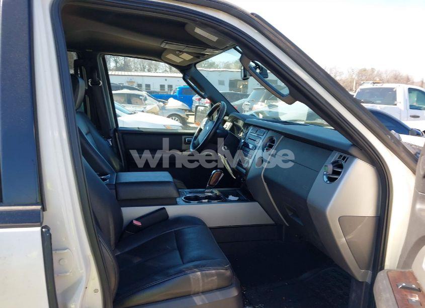 Photo 5 of 2007 Ford Expedition EL LIMITED (VIN 1FMFK20537LA57115)