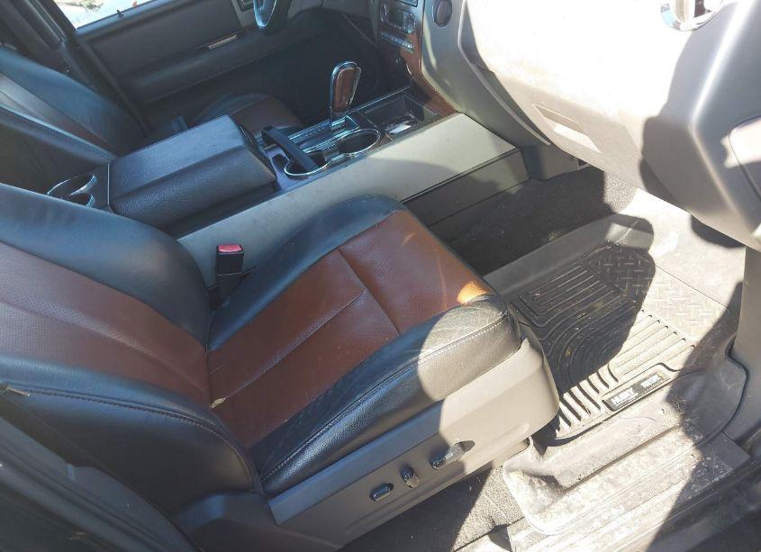 Photo 5 of 2007 Ford Expedition EL LIMITED (VIN 1FMFK205X7LA02046)