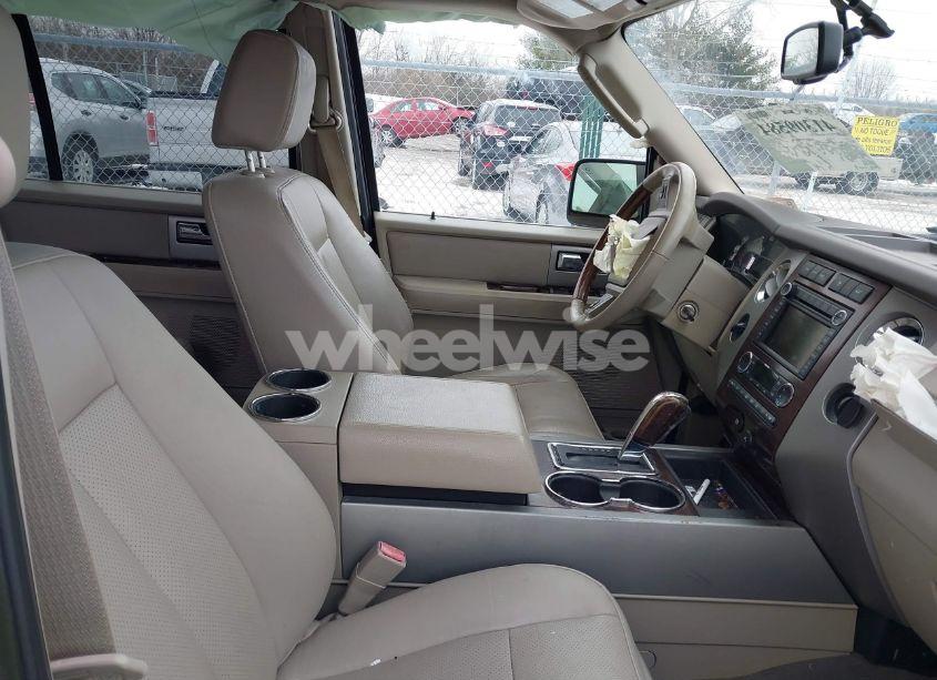 Photo 5 of 2008 Ford Expedition EL (VIN 1FMFK205X8LA43701)