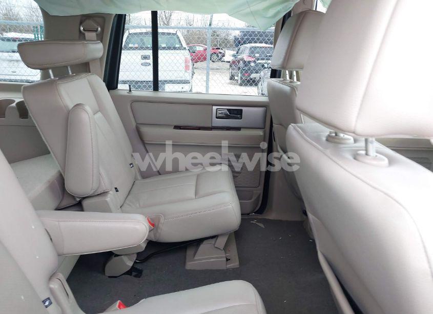 Photo 8 of 2008 Ford Expedition EL (VIN 1FMFK205X8LA43701)