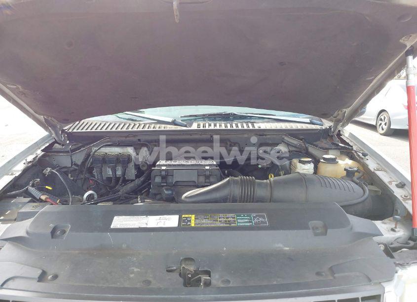 Photo 10 of 2006 Ford Expedition XLT/XLT SPORT (VIN 1FMFU15506LA14718)