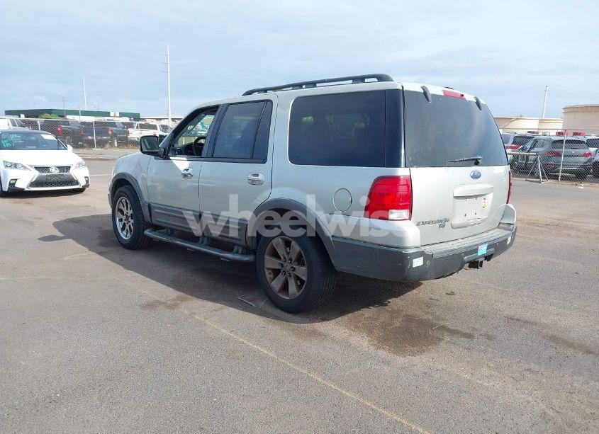 Photo 3 of 2006 Ford Expedition XLT/XLT SPORT (VIN 1FMFU15506LA14718)