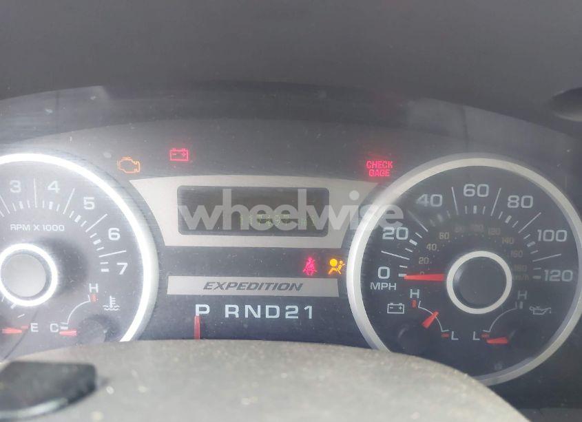 Photo 7 of 2006 Ford Expedition XLT/XLT SPORT (VIN 1FMFU15506LA14718)