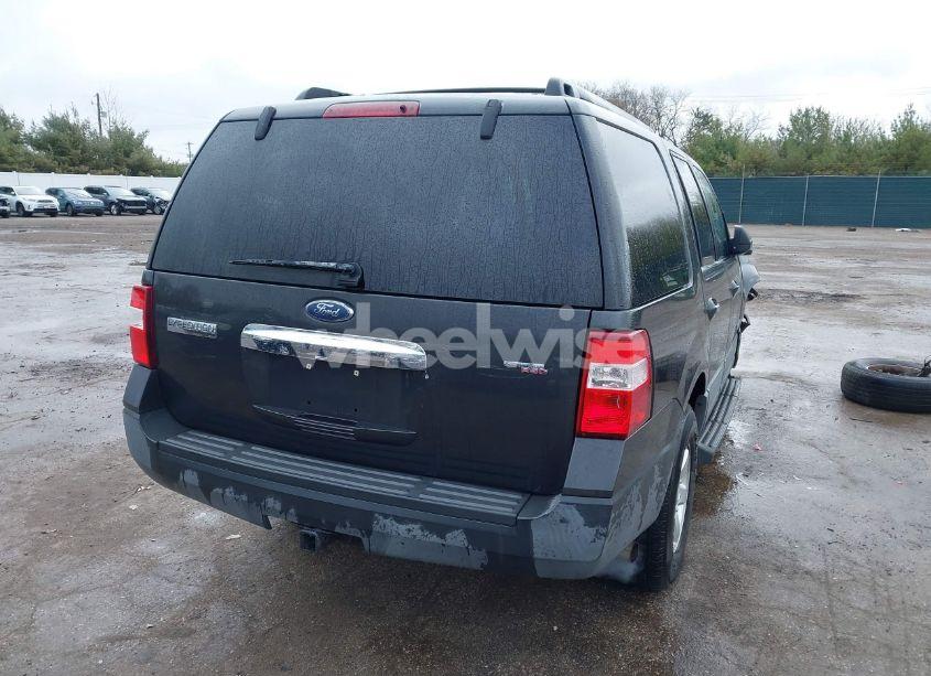 Photo 4 of 2007 Ford Expedition XLT (VIN 1FMFU15507LA64326)