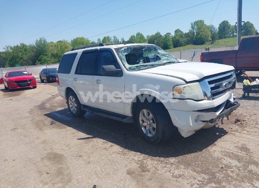 2008 Ford Expedition XLT (VIN 1FMFU15508LA38505) main photo