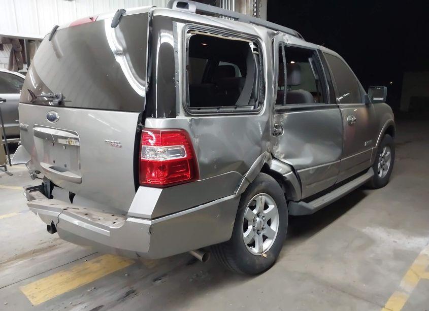 Photo 4 of 2008 Ford Expedition XLT (VIN 1FMFU15508LA81905)
