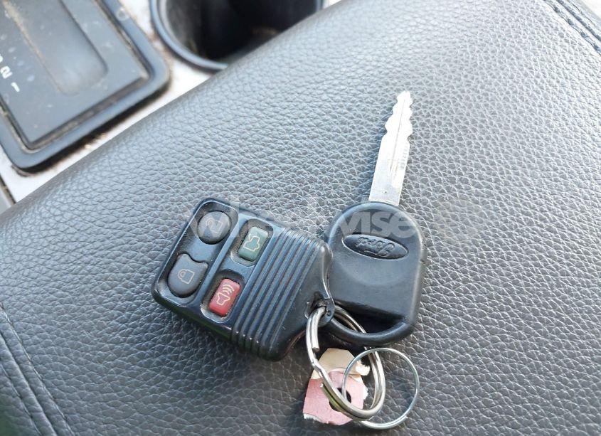 Photo 11 of 2008 Ford Expedition XLT (VIN 1FMFU15518LA78950)