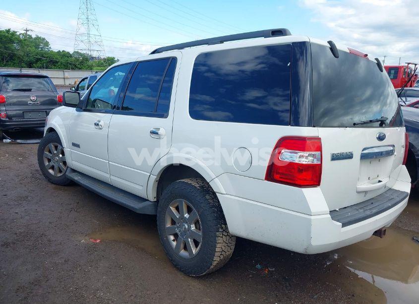Photo 3 of 2008 Ford Expedition XLT (VIN 1FMFU15518LA78950)