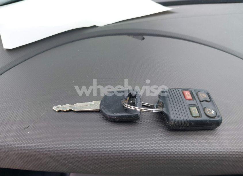 Photo 11 of 2007 Ford Expedition XLT (VIN 1FMFU15527LA04953)