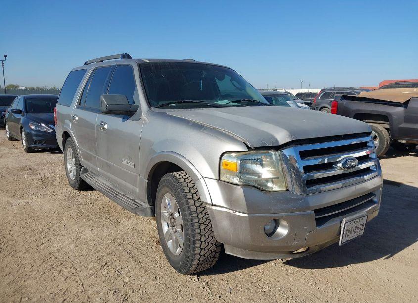 2008 Ford Expedition XLT (VIN 1FMFU15528LA57783) main photo