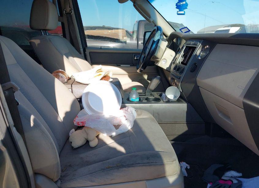 Photo 5 of 2008 Ford Expedition XLT (VIN 1FMFU15528LA57783)