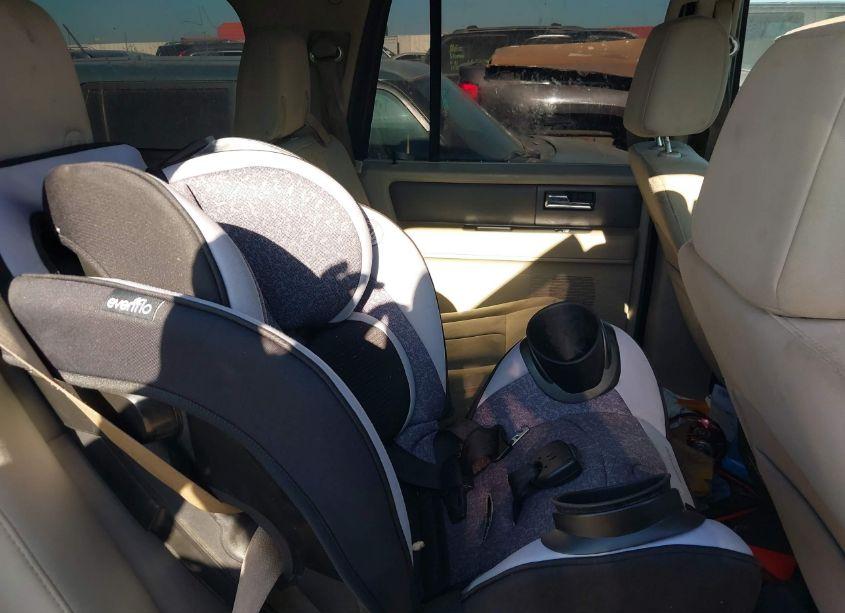 Photo 8 of 2008 Ford Expedition XLT (VIN 1FMFU15528LA57783)