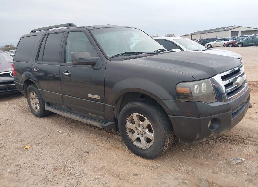 2007 Ford Expedition XLT (VIN 1FMFU15537LA09952) main photo