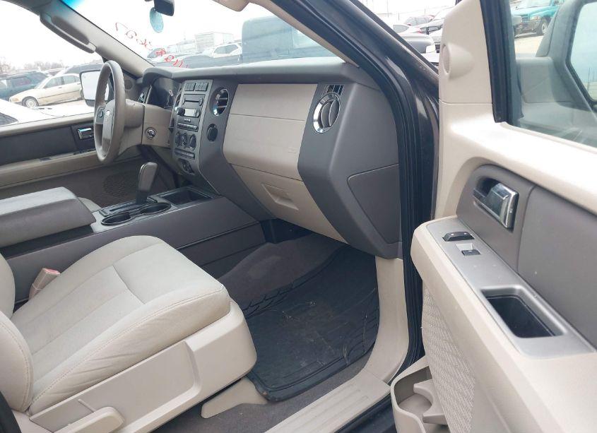 Photo 5 of 2007 Ford Expedition XLT (VIN 1FMFU15537LA09952)