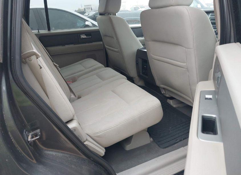 Photo 8 of 2007 Ford Expedition XLT (VIN 1FMFU15537LA09952)