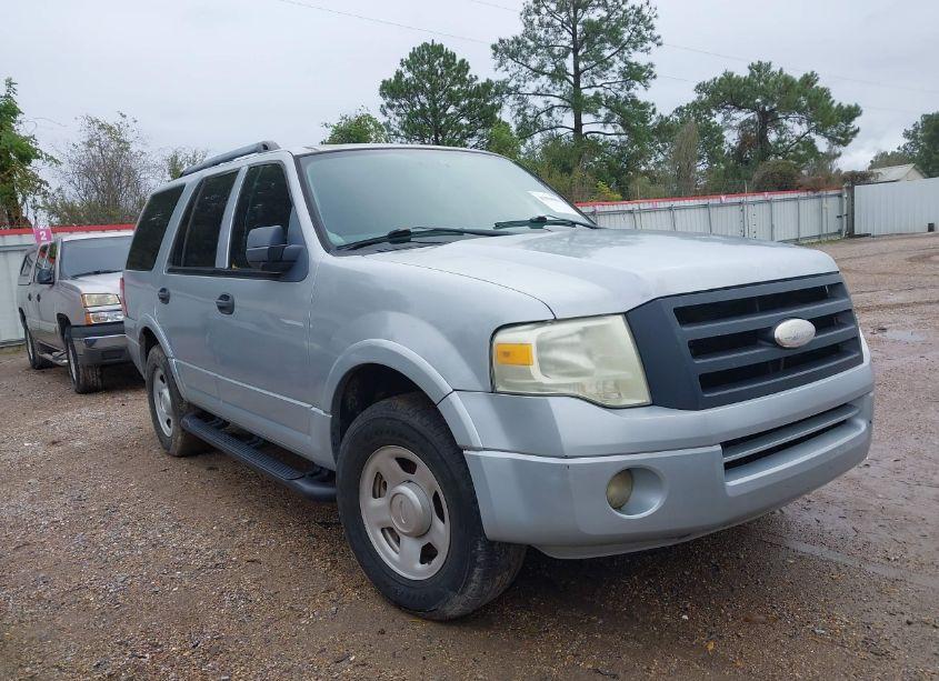 2009 Ford Expedition XLT (VIN 1FMFU15539EB03174) main photo