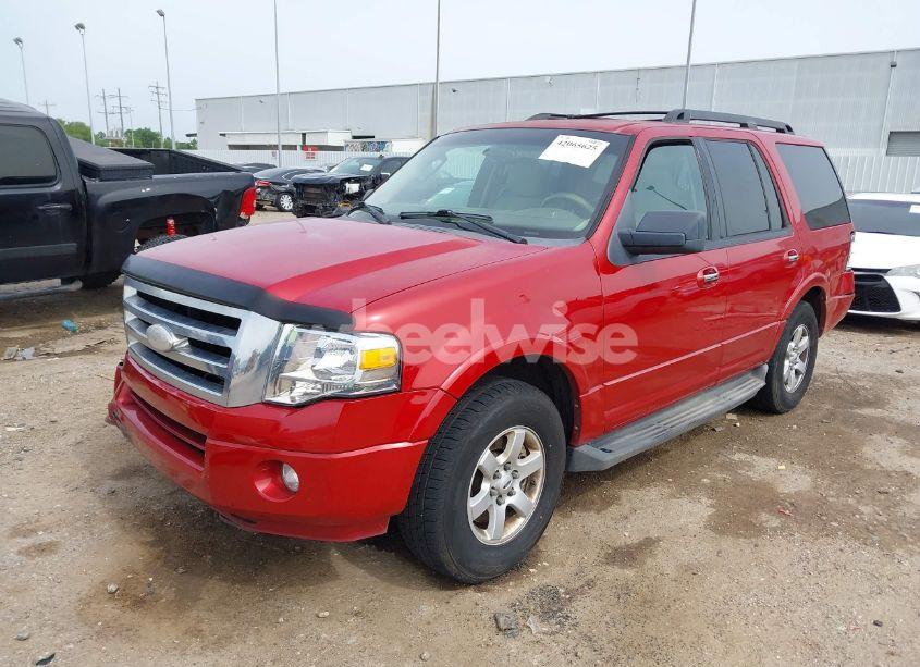 Photo 2 of 2009 Ford Expedition XLT (VIN 1FMFU15549LA02575)