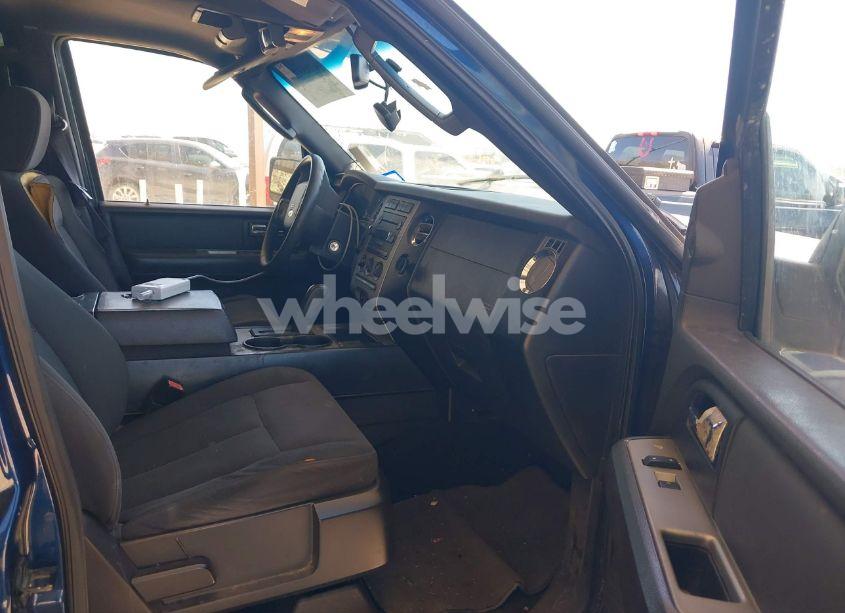 Photo 5 of 2007 Ford Expedition XLT (VIN 1FMFU15557LA70851)