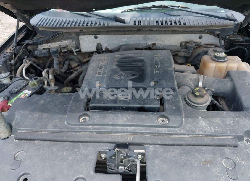 Photo 10 of 2007 Ford Expedition XLT (VIN 1FMFU15557LA99444)