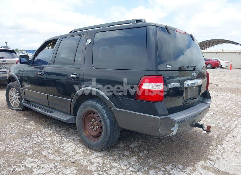 Photo 3 of 2007 Ford Expedition XLT (VIN 1FMFU15557LA99444)