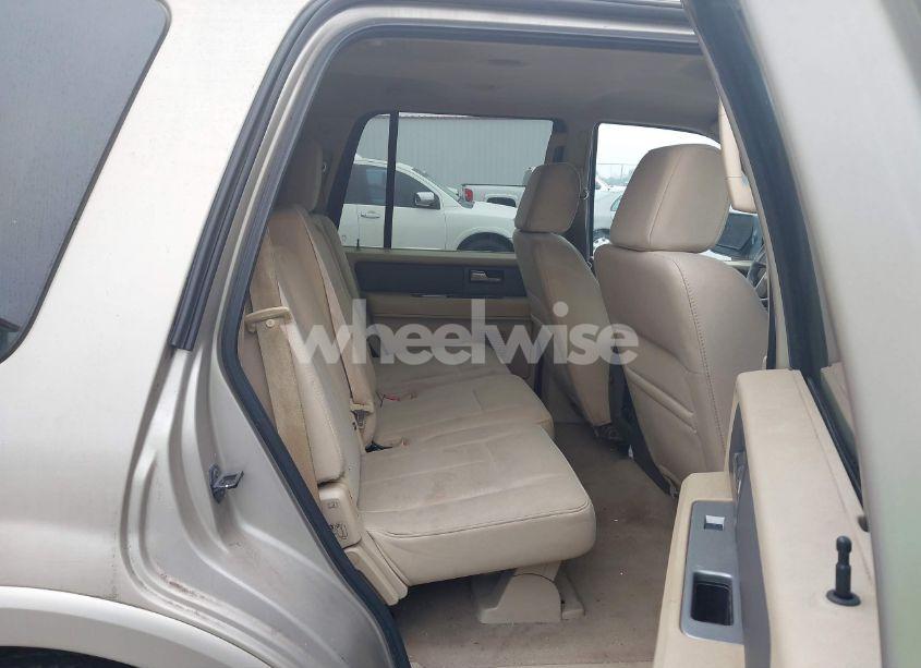 Photo 8 of 2008 Ford Expedition XLT (VIN 1FMFU15558LA41660)