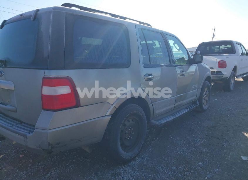 Photo 4 of 2008 Ford Expedition XLT (VIN 1FMFU15558LA82080)