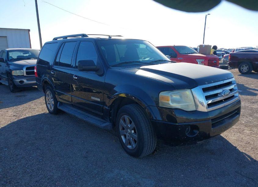 2008 Ford Expedition XLT (VIN 1FMFU15558LA83066) main photo