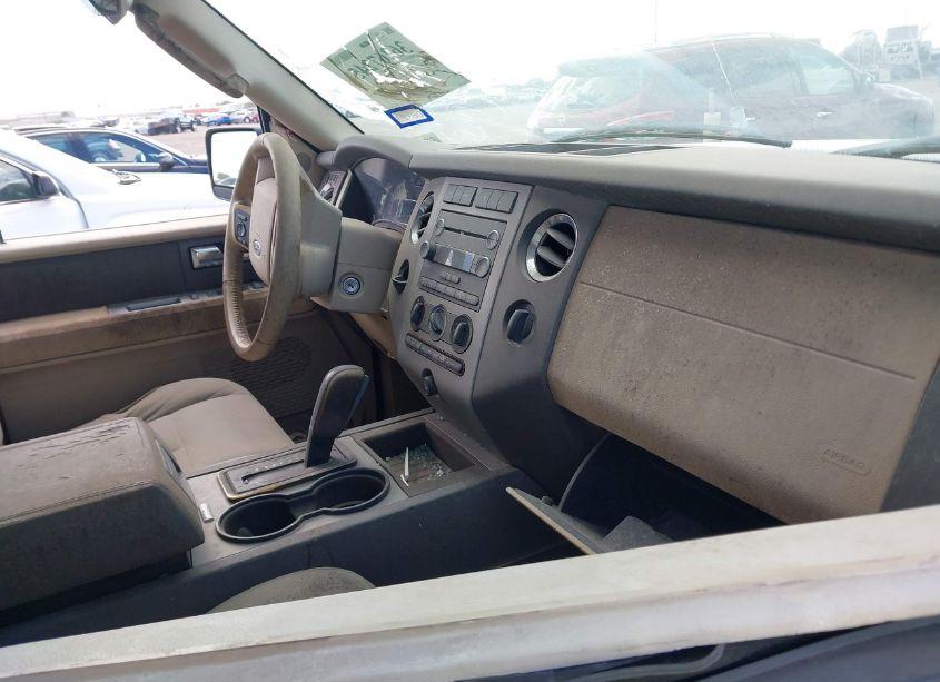 Photo 5 of 2009 Ford Expedition XLT (VIN 1FMFU15559EB27508)