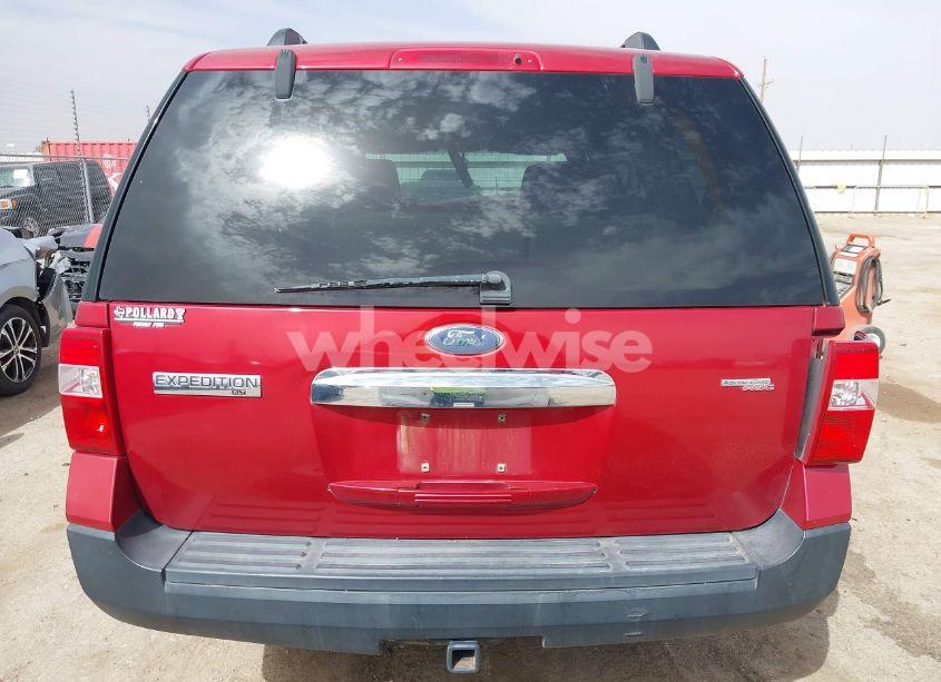 Photo 17 of 2007 Ford Expedition XLT (VIN 1FMFU15577LA01336)