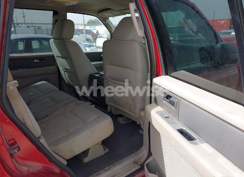 Photo 8 of 2007 Ford Expedition XLT (VIN 1FMFU15577LA01336)