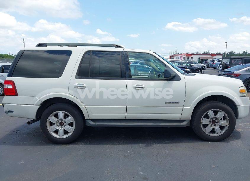 Photo 13 of 2008 Ford Expedition XLT (VIN 1FMFU15578LA12953)