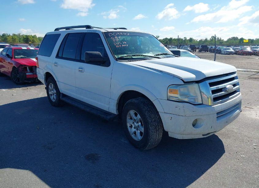 2009 Ford Expedition XLT (VIN 1FMFU15579EB04263) main photo