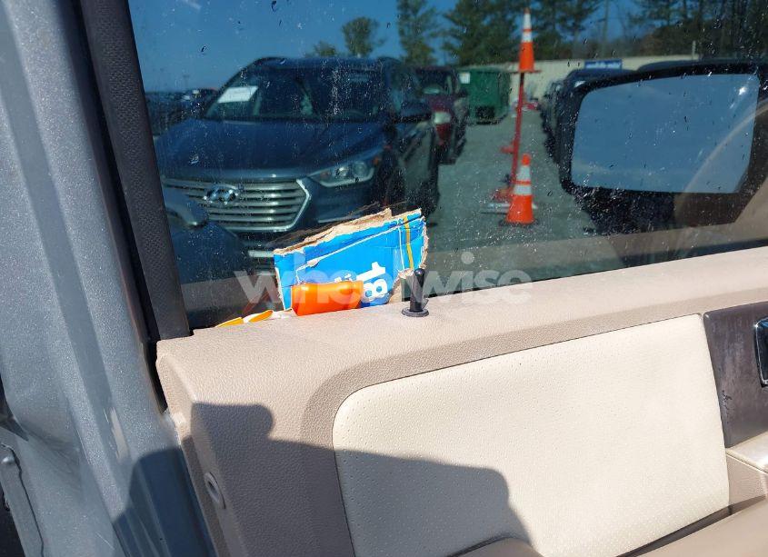 Photo 15 of 2006 Ford Expedition XLT/XLT SPORT (VIN 1FMFU15586LA92986)