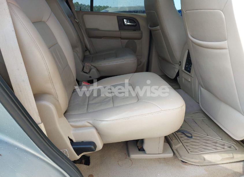 Photo 8 of 2006 Ford Expedition XLT/XLT SPORT (VIN 1FMFU15586LA92986)