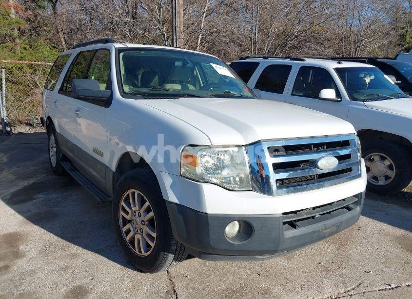 2007 Ford Expedition XLT (VIN 1FMFU15597LA72201) main photo