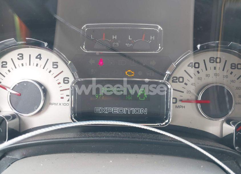 Photo 7 of 2007 Ford Expedition XLT (VIN 1FMFU155X7LA06840)