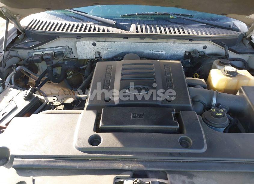 Photo 10 of 2007 Ford Expedition XLT (VIN 1FMFU155X7LA89024)