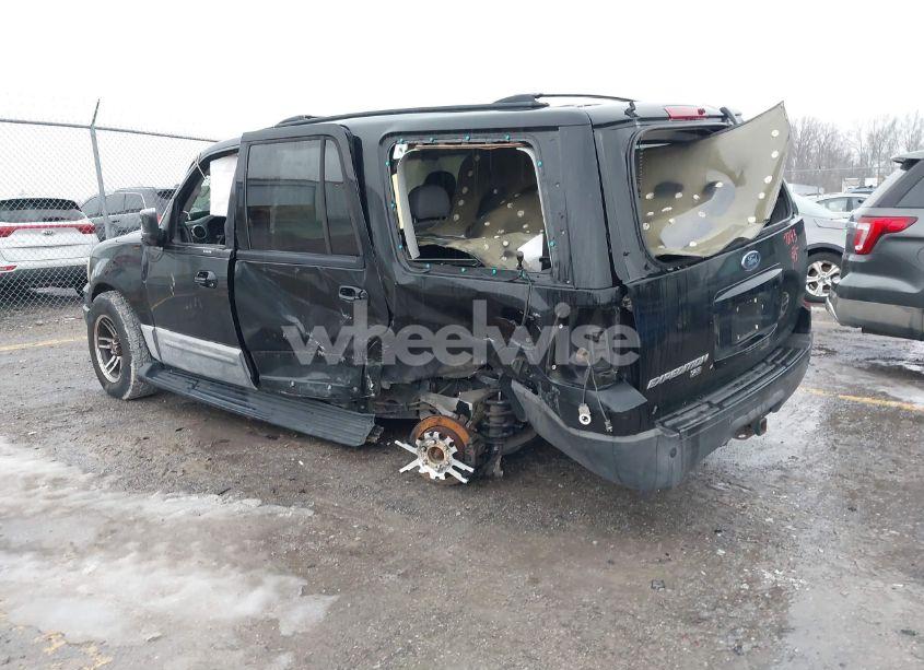 Photo 3 of 2003 Ford Expedition XLT (VIN 1FMFU15L43LC27293)