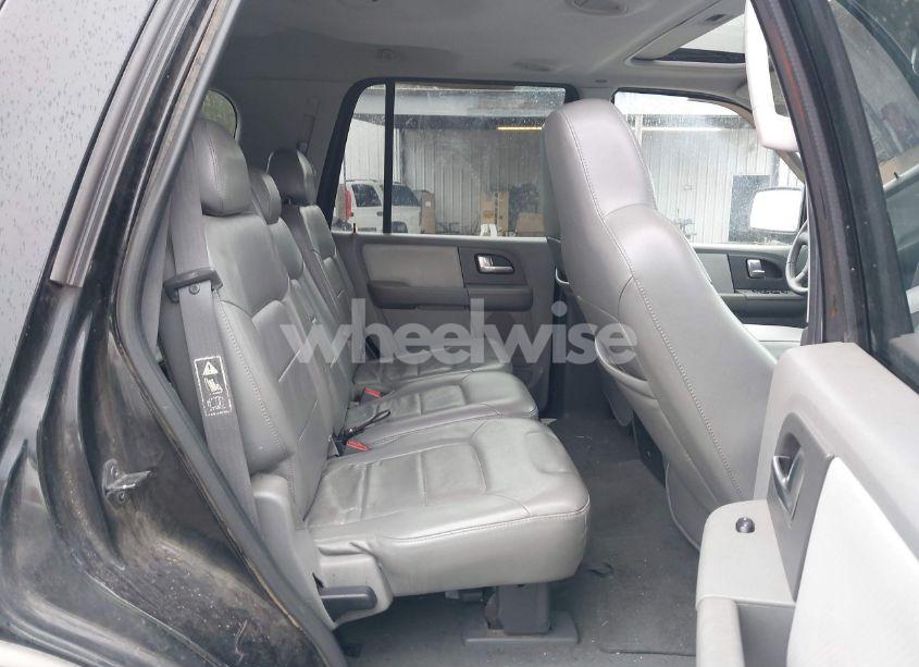 Photo 8 of 2004 Ford Expedition XLT (VIN 1FMFU15L64LA82887)