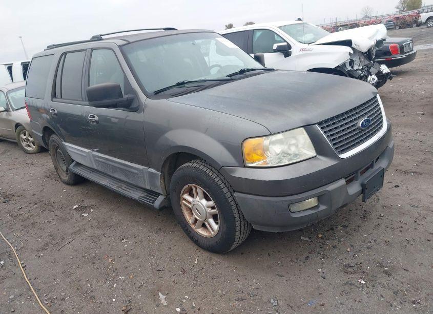 2004 Ford Expedition XLT (VIN 1FMFU15L74LB23446) main photo