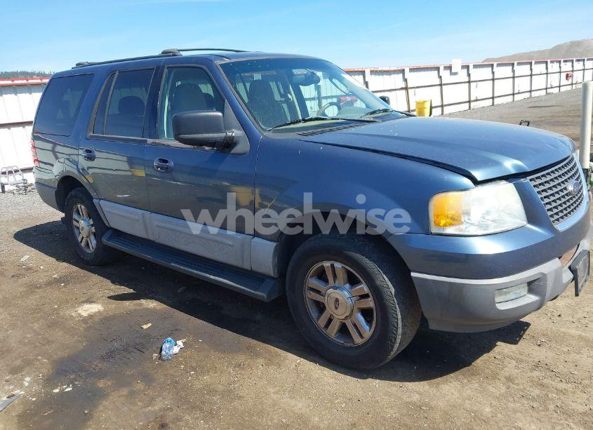 2003 Ford Expedition XLT (VIN 1FMFU15L93LB76356) main photo