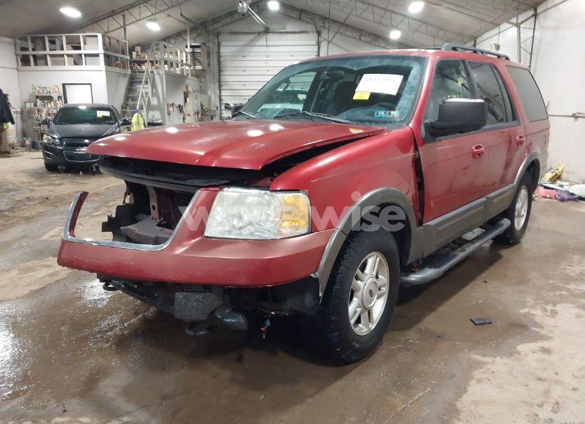 Photo 2 of 2005 Ford Expedition NBX/XLT (VIN 1FMFU16505LA35324)